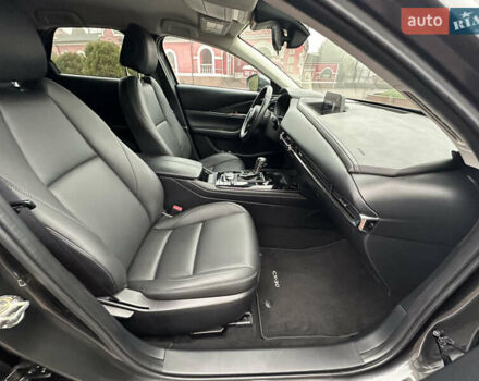 Сірий Мазда CX-30, об'ємом двигуна 2.5 л та пробігом 21 тис. км за 21000 $, фото 22 на Automoto.ua