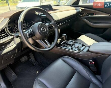 Серый Мазда CX-30, объемом двигателя 2.49 л и пробегом 6 тыс. км за 25000 $, фото 21 на Automoto.ua