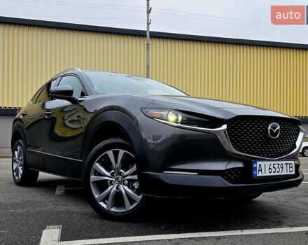 Серый Мазда CX-30, объемом двигателя 2.5 л и пробегом 8 тыс. км за 24222 $, фото 2 на Automoto.ua