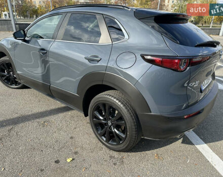 Серый Мазда CX-30, объемом двигателя 2.49 л и пробегом 29 тыс. км за 24900 $, фото 4 на Automoto.ua