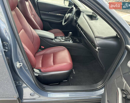 Серый Мазда CX-30, объемом двигателя 2.49 л и пробегом 29 тыс. км за 24900 $, фото 19 на Automoto.ua