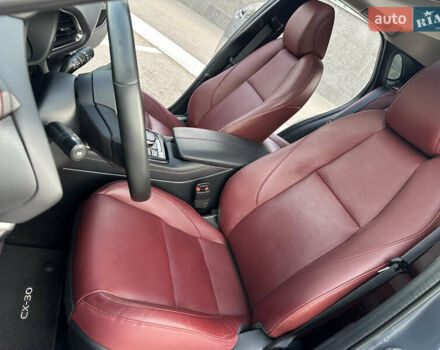 Серый Мазда CX-30, объемом двигателя 2.49 л и пробегом 29 тыс. км за 24900 $, фото 14 на Automoto.ua
