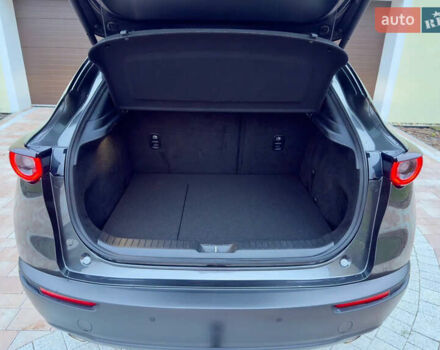 Серый Мазда CX-30, объемом двигателя 2.5 л и пробегом 73 тыс. км за 19500 $, фото 10 на Automoto.ua