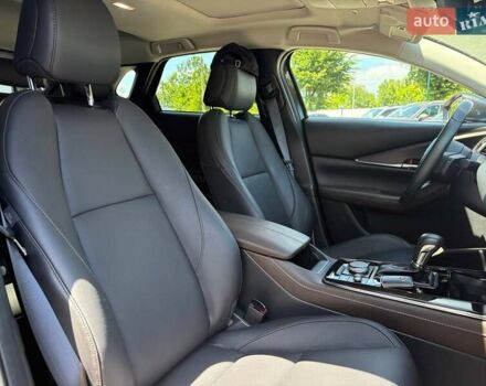 Серый Мазда CX-30, объемом двигателя 2.49 л и пробегом 6 тыс. км за 25000 $, фото 25 на Automoto.ua