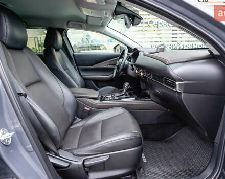 Серый Мазда CX-30, объемом двигателя 2 л и пробегом 21 тыс. км за 30035 $, фото 5 на Automoto.ua