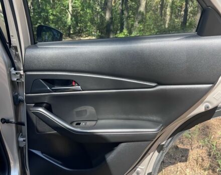 Серый Мазда CX-30, объемом двигателя 2.5 л и пробегом 17 тыс. км за 22500 $, фото 9 на Automoto.ua