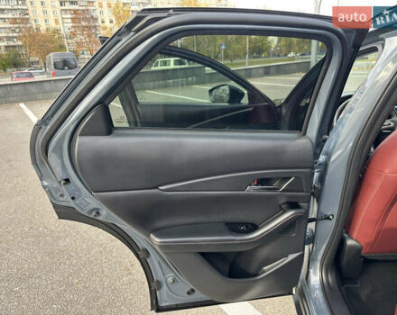 Серый Мазда CX-30, объемом двигателя 2.49 л и пробегом 29 тыс. км за 24900 $, фото 15 на Automoto.ua