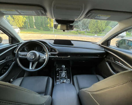 Серый Мазда CX-30, объемом двигателя 2.5 л и пробегом 17 тыс. км за 23600 $, фото 5 на Automoto.ua