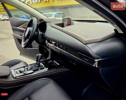 Серый Мазда CX-30, объемом двигателя 2.5 л и пробегом 8 тыс. км за 24222 $, фото 37 на Automoto.ua