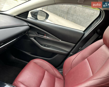 Серый Мазда CX-30, объемом двигателя 2.49 л и пробегом 29 тыс. км за 24900 $, фото 41 на Automoto.ua