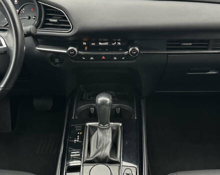 Сірий Мазда CX-30, об'ємом двигуна 2.5 л та пробігом 21 тис. км за 21000 $, фото 31 на Automoto.ua