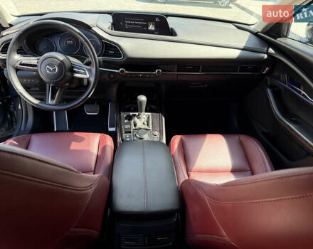 Серый Мазда CX-30, объемом двигателя 2.5 л и пробегом 8 тыс. км за 21900 $, фото 6 на Automoto.ua