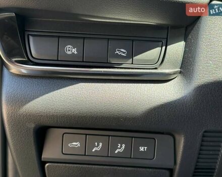 Серый Мазда CX-30, объемом двигателя 2.49 л и пробегом 6 тыс. км за 25000 $, фото 23 на Automoto.ua