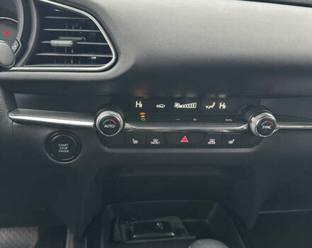 Сірий Мазда CX-30, об'ємом двигуна 2.5 л та пробігом 21 тис. км за 21000 $, фото 33 на Automoto.ua