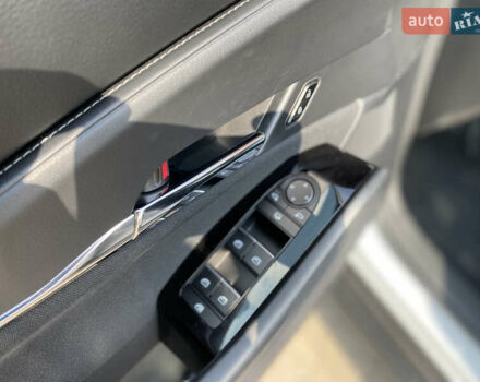 Серый Мазда CX-30, объемом двигателя 2 л и пробегом 7 тыс. км за 28999 $, фото 18 на Automoto.ua