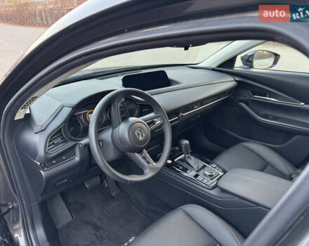 Серый Мазда CX-30, объемом двигателя 2.5 л и пробегом 2 тыс. км за 25550 $, фото 9 на Automoto.ua