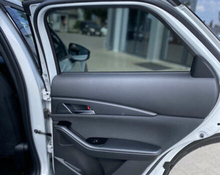 Серый Мазда CX-30, объемом двигателя 2 л и пробегом 7 тыс. км за 28999 $, фото 31 на Automoto.ua