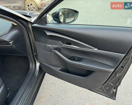 Серый Мазда CX-30, объемом двигателя 2.5 л и пробегом 2 тыс. км за 25550 $, фото 16 на Automoto.ua