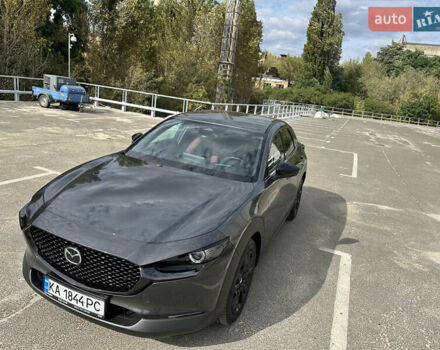 Серый Мазда CX-30, объемом двигателя 2 л и пробегом 7 тыс. км за 35500 $, фото 5 на Automoto.ua