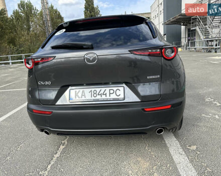 Серый Мазда CX-30, объемом двигателя 2 л и пробегом 7 тыс. км за 35500 $, фото 67 на Automoto.ua