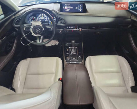 Серый Мазда CX-30, объемом двигателя 0 л и пробегом 45 тыс. км за 13900 $, фото 3 на Automoto.ua