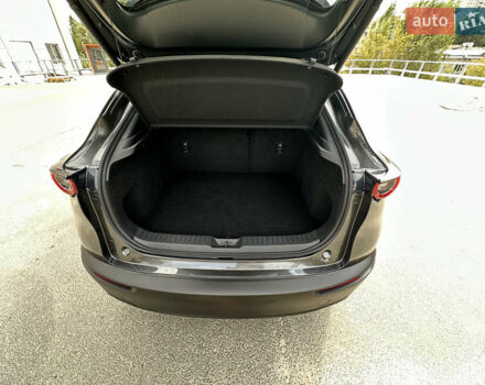 Серый Мазда CX-30, объемом двигателя 2 л и пробегом 7 тыс. км за 35500 $, фото 57 на Automoto.ua