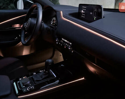 Серый Мазда CX-30, объемом двигателя 2 л и пробегом 7 тыс. км за 35500 $, фото 94 на Automoto.ua