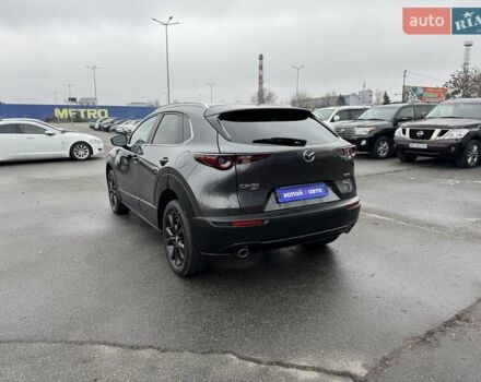 Сірий Мазда CX-30, об'ємом двигуна 2.49 л та пробігом 2 тис. км за 23500 $, фото 6 на Automoto.ua