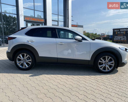 Серый Мазда CX-30, объемом двигателя 2 л и пробегом 7 тыс. км за 28999 $, фото 5 на Automoto.ua