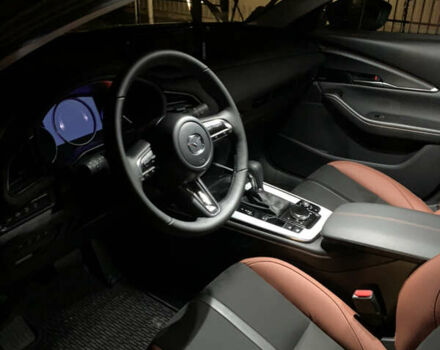 Сірий Мазда CX-30, об'ємом двигуна 2 л та пробігом 13 тис. км за 33300 $, фото 1 на Automoto.ua