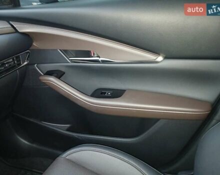 Серый Мазда CX-30, объемом двигателя 2 л и пробегом 1 тыс. км за 29900 $, фото 25 на Automoto.ua