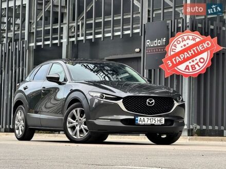 Серый Мазда CX-30, объемом двигателя 2 л и пробегом 82 тыс. км за 22900 $, фото 1 на Automoto.ua