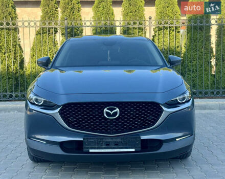 Серый Мазда CX-30, объемом двигателя 2 л и пробегом 67 тыс. км за 21200 $, фото 1 на Automoto.ua