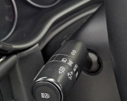 Синий Мазда CX-30, объемом двигателя 2.49 л и пробегом 105 тыс. км за 18199 $, фото 36 на Automoto.ua