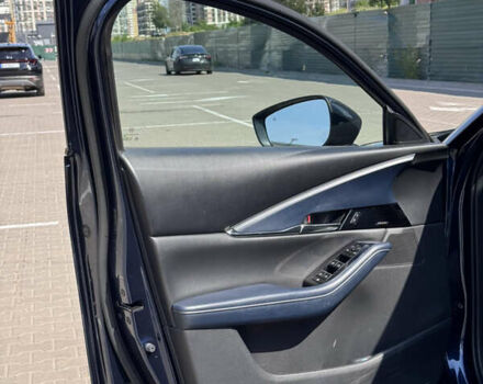 Синий Мазда CX-30, объемом двигателя 2.5 л и пробегом 70 тыс. км за 20000 $, фото 6 на Automoto.ua