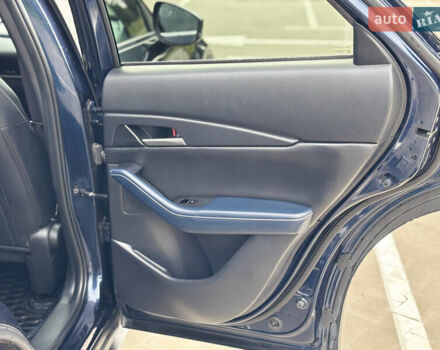 Синий Мазда CX-30, объемом двигателя 2.49 л и пробегом 71 тыс. км за 18400 $, фото 26 на Automoto.ua