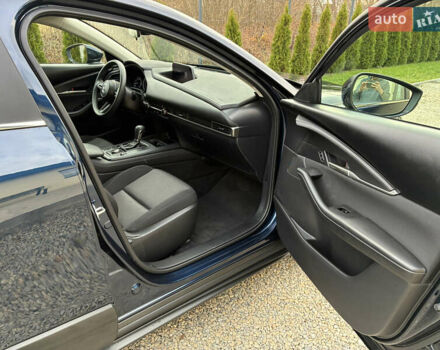 Синій Мазда CX-30, об'ємом двигуна 2.5 л та пробігом 93 тис. км за 16500 $, фото 15 на Automoto.ua