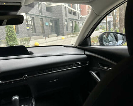 Синий Мазда CX-30, объемом двигателя 2 л и пробегом 63 тыс. км за 18950 $, фото 10 на Automoto.ua