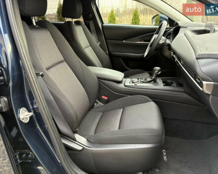 Синій Мазда CX-30, об'ємом двигуна 2.5 л та пробігом 93 тис. км за 16500 $, фото 17 на Automoto.ua