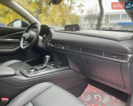 Синий Мазда CX-30, объемом двигателя 2.5 л и пробегом 38 тыс. км за 20900 $, фото 28 на Automoto.ua