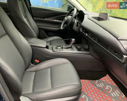 Синий Мазда CX-30, объемом двигателя 2.5 л и пробегом 38 тыс. км за 21900 $, фото 28 на Automoto.ua