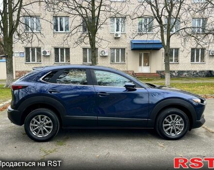 Синий Мазда CX-30, объемом двигателя 2.5 л и пробегом 17 тыс. км за 19800 $, фото 3 на Automoto.ua