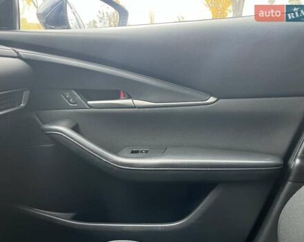 Синий Мазда CX-30, объемом двигателя 2.5 л и пробегом 17 тыс. км за 19800 $, фото 31 на Automoto.ua