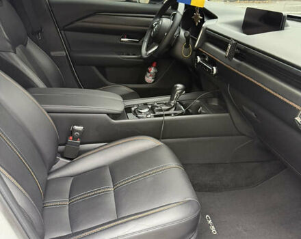 Белый Мазда CX-50, объемом двигателя 2.49 л и пробегом 27 тыс. км за 27000 $, фото 1 на Automoto.ua