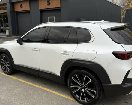 Белый Мазда CX-50, объемом двигателя 2.49 л и пробегом 27 тыс. км за 27000 $, фото 6 на Automoto.ua