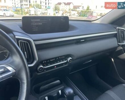 Белый Мазда CX-50, объемом двигателя 2.49 л и пробегом 10 тыс. км за 28600 $, фото 1 на Automoto.ua