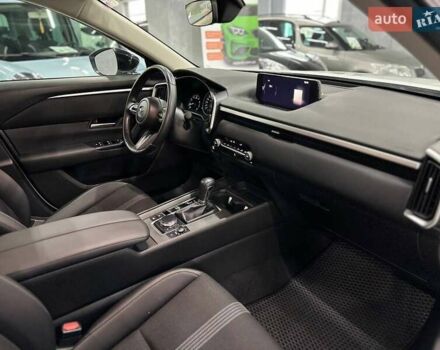 Белый Мазда CX-50, объемом двигателя 2.5 л и пробегом 49 тыс. км за 25999 $, фото 17 на Automoto.ua