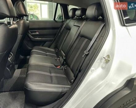 Белый Мазда CX-50, объемом двигателя 2.5 л и пробегом 49 тыс. км за 25999 $, фото 16 на Automoto.ua