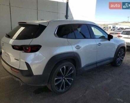 Белый Мазда CX-50, объемом двигателя 2.49 л и пробегом 65 тыс. км за 9200 $, фото 2 на Automoto.ua