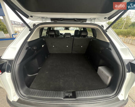 Білий Мазда CX-50, об'ємом двигуна 2.49 л та пробігом 11 тис. км за 26900 $, фото 24 на Automoto.ua